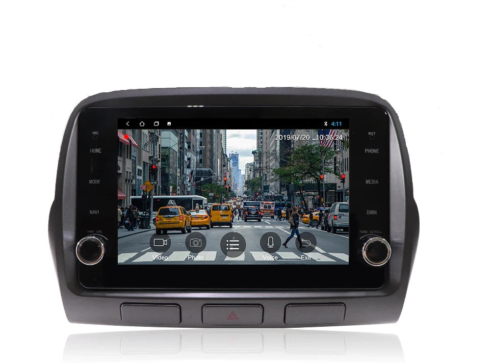 Chevrolet Camaro 2009-2015 | OEM CarPlay & Android Auto Integration Module Screen