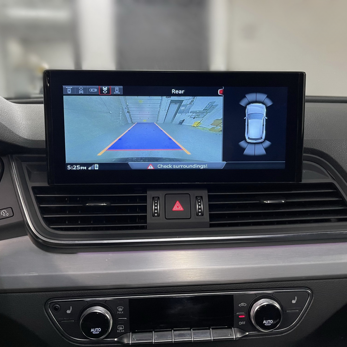 Audi Q5 2008-2020 | OEM CarPlay & Android Auto Integration Module Screen
