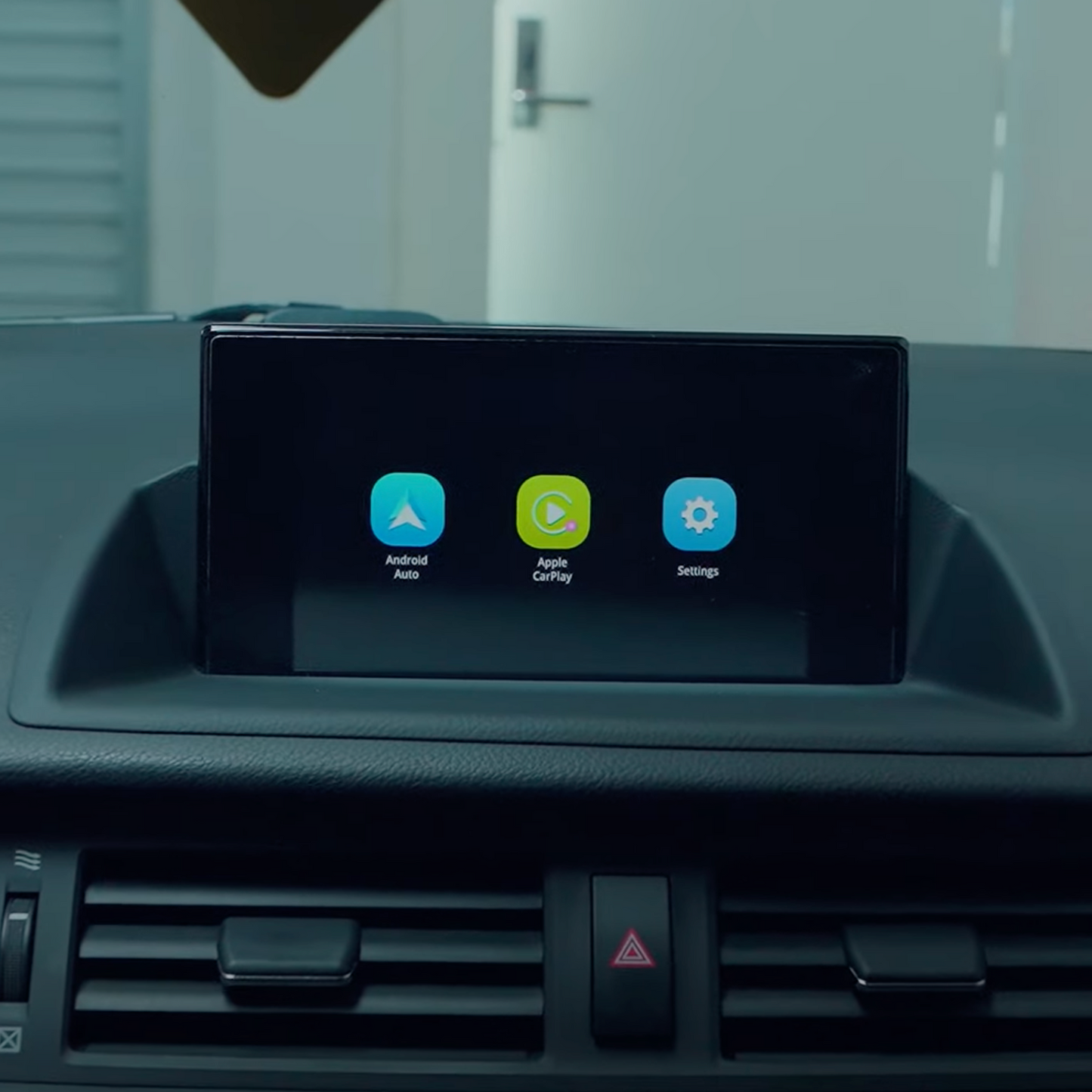Lexus CT 2013-2021 | OEM CarPlay & Android Auto Integration Module