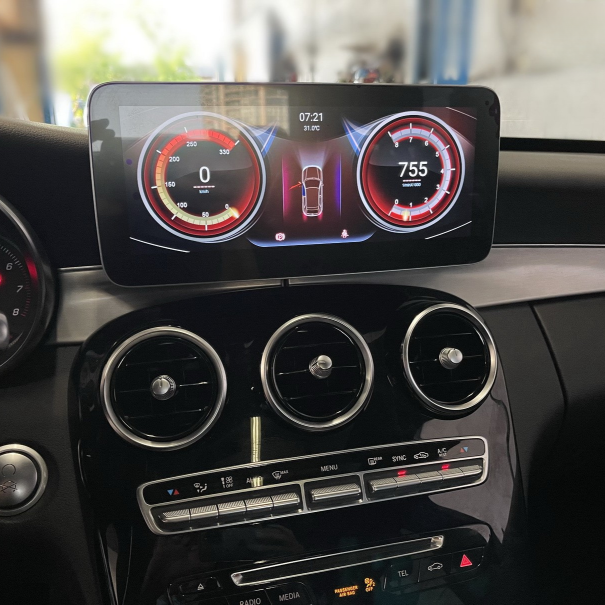 Mercedes GLC 2015-2022 | OEM CarPlay & Android Auto Integration Module Screen